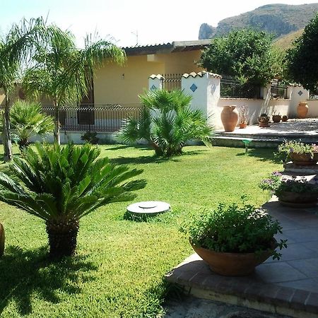 Casa Vacanze Al Ma Gi Villa Кастеламаре дел Голфо Екстериор снимка